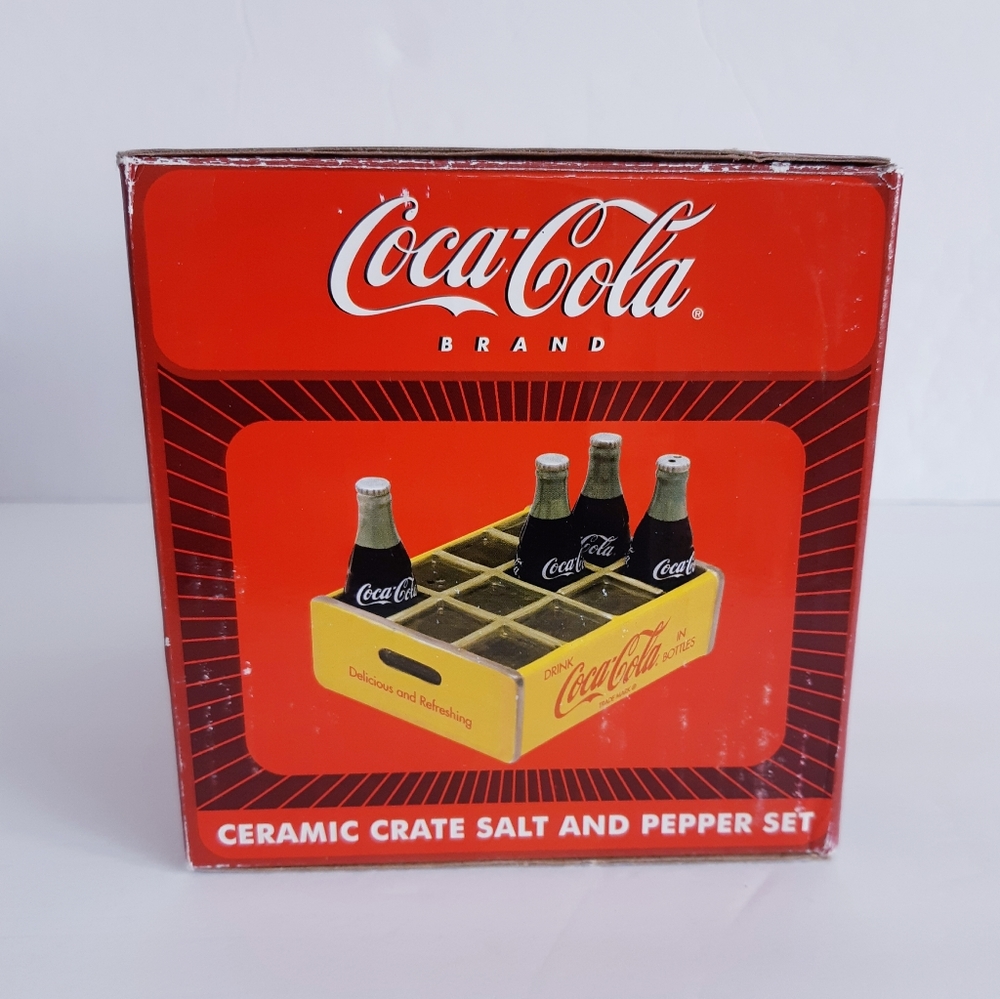 NIB Coca-Cola Ceramic Crate Salt and Pepper Set